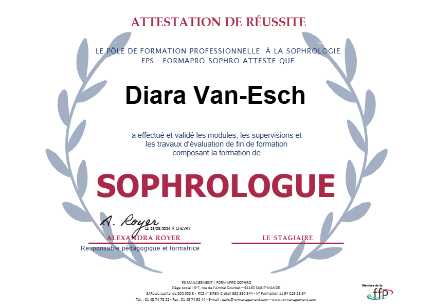 photo diplome Diara VAN-ESCH
