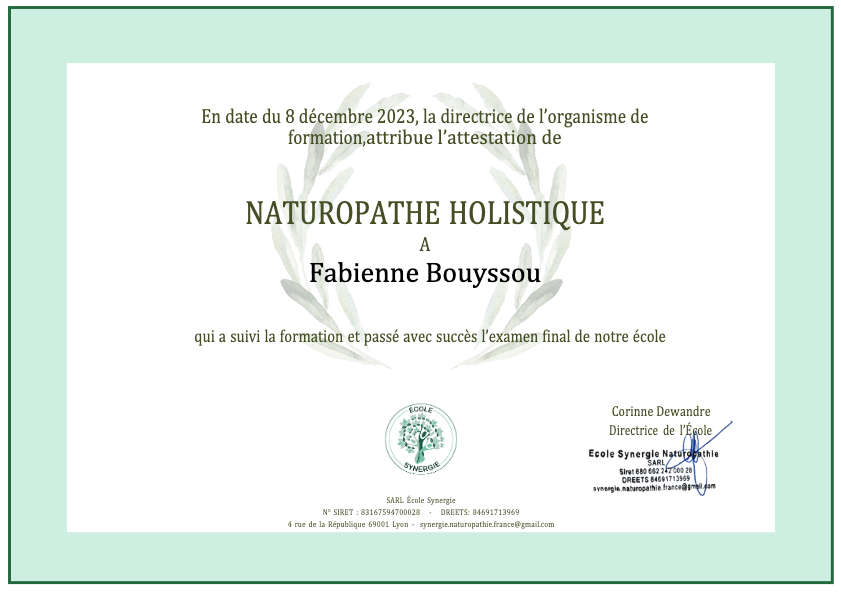 photo diplome Fabienne Bouyssou