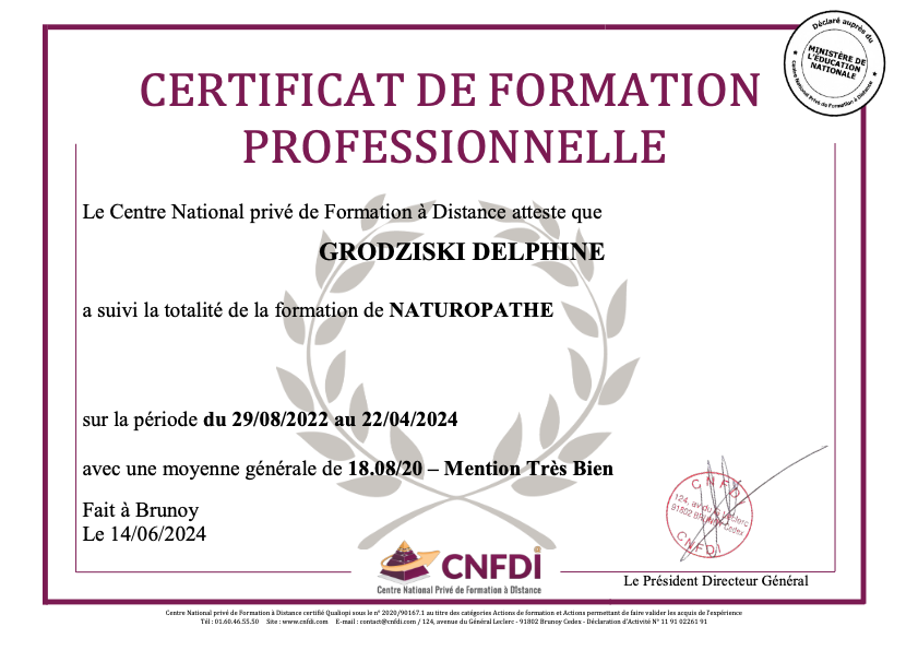 photo diplome Equilibre Naturo - Delphine GRODZISKI