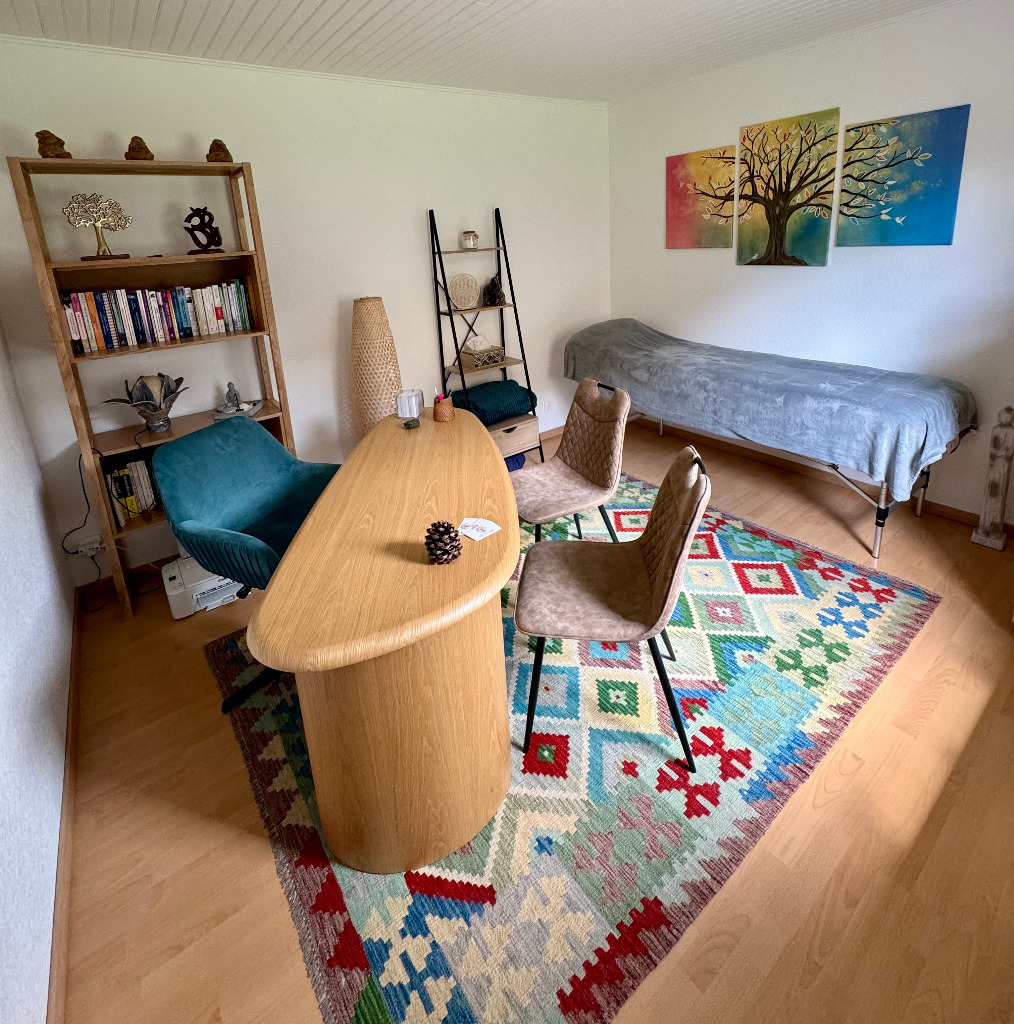 photo cabinet Jean-Marc Lamps