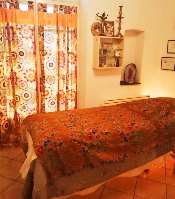 photo cabinet HAPPYNESS THERAPY MASSAGE TAO TANTRA