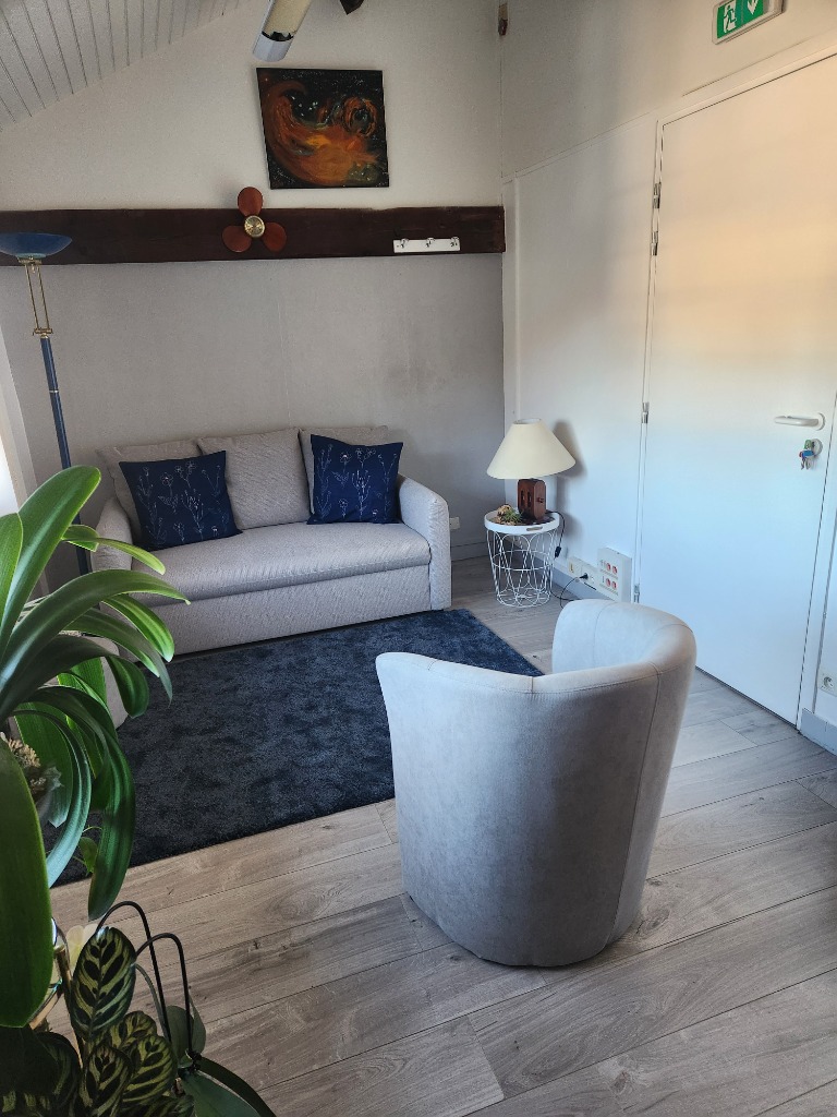 photo cabinet Frédérique SEVAR