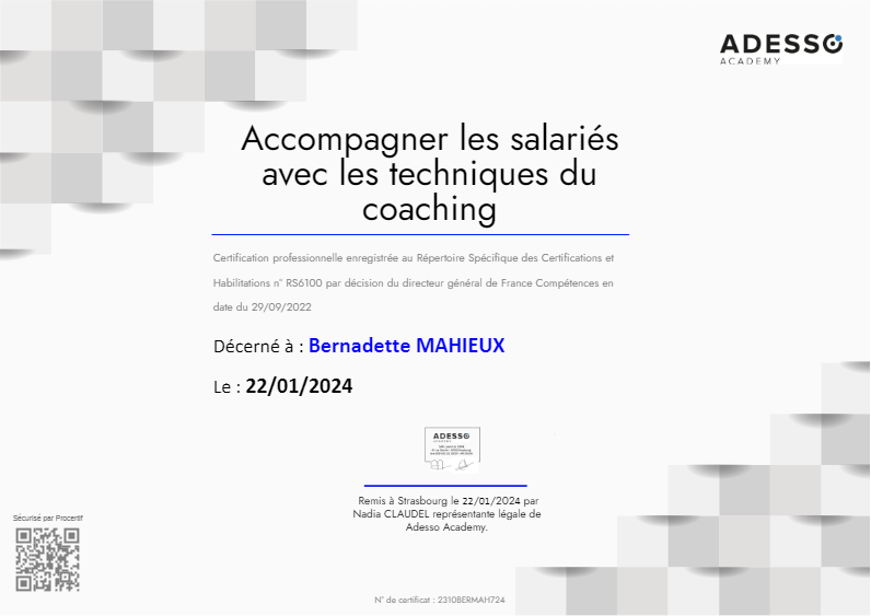 photo diplome Bernadette MAHIEUX EI