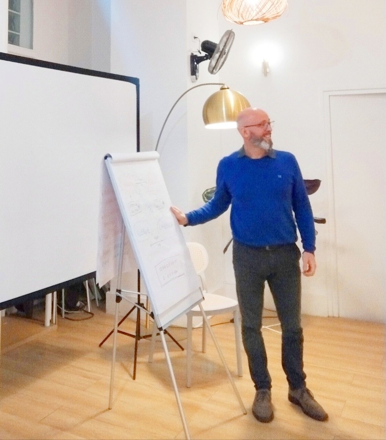 photo activite P. Heurtaux Hypnothérapeute Coustellet