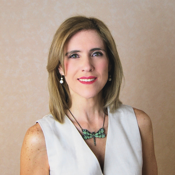 VANESSA MANEIRO COACH