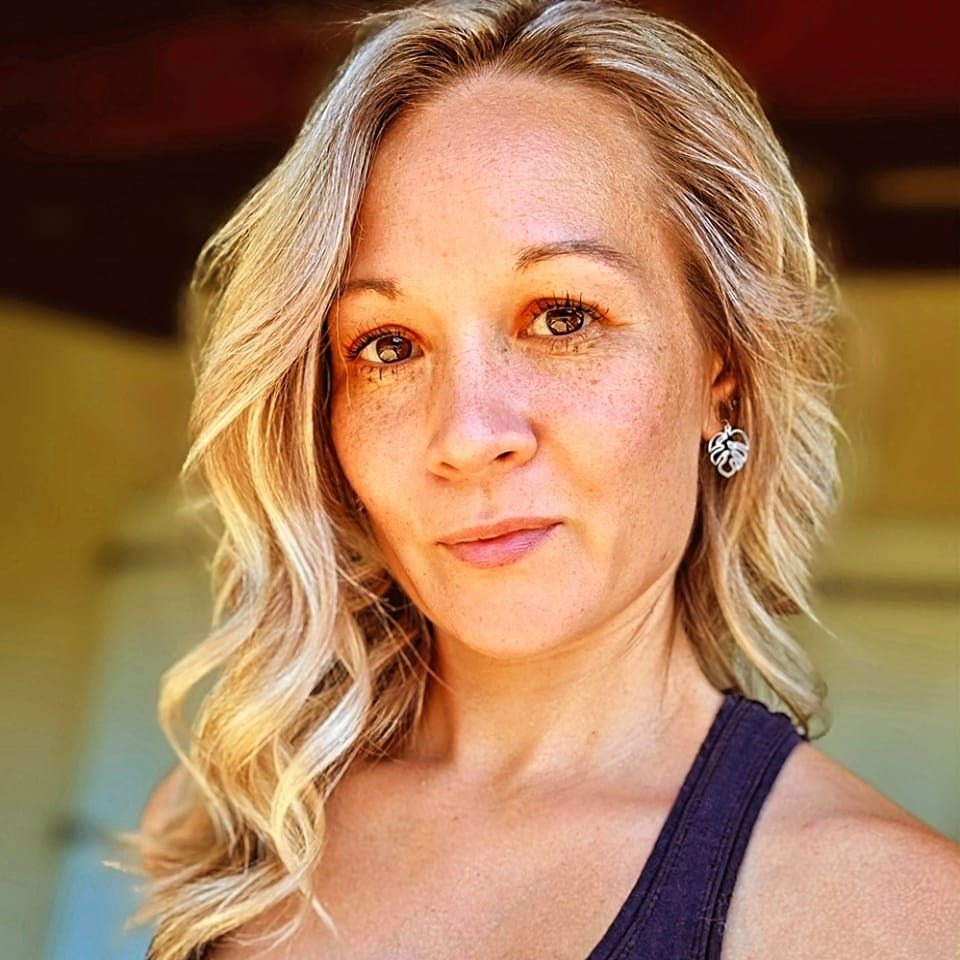 photo portrait Charlotte Castelle Kinésiologue