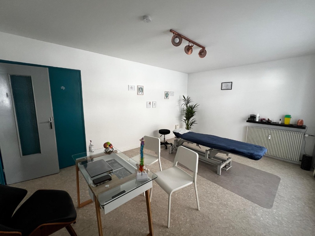 photo cabinet Mon Ostéopathe Chambéry - Ange-Elie Ramariavelo -