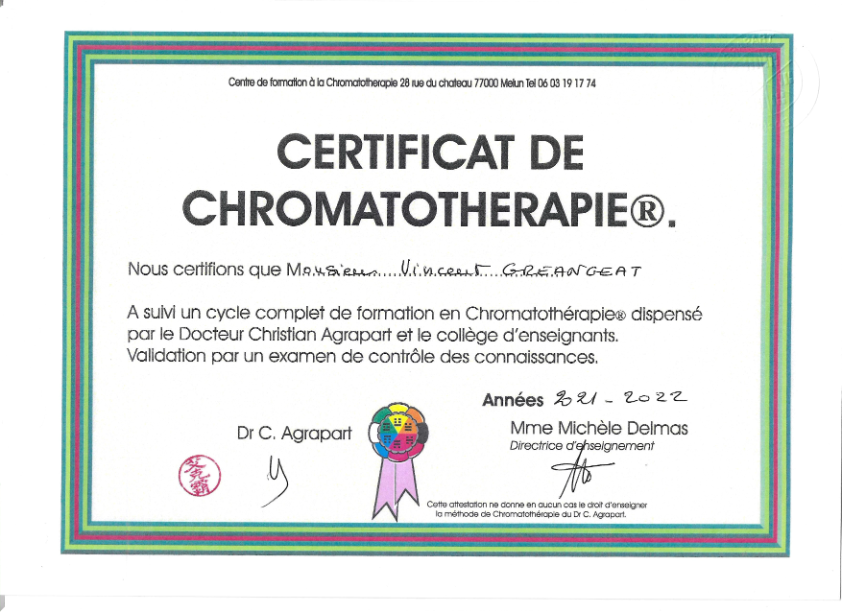 photo diplome Vincent Grangeat Chromatothérapie