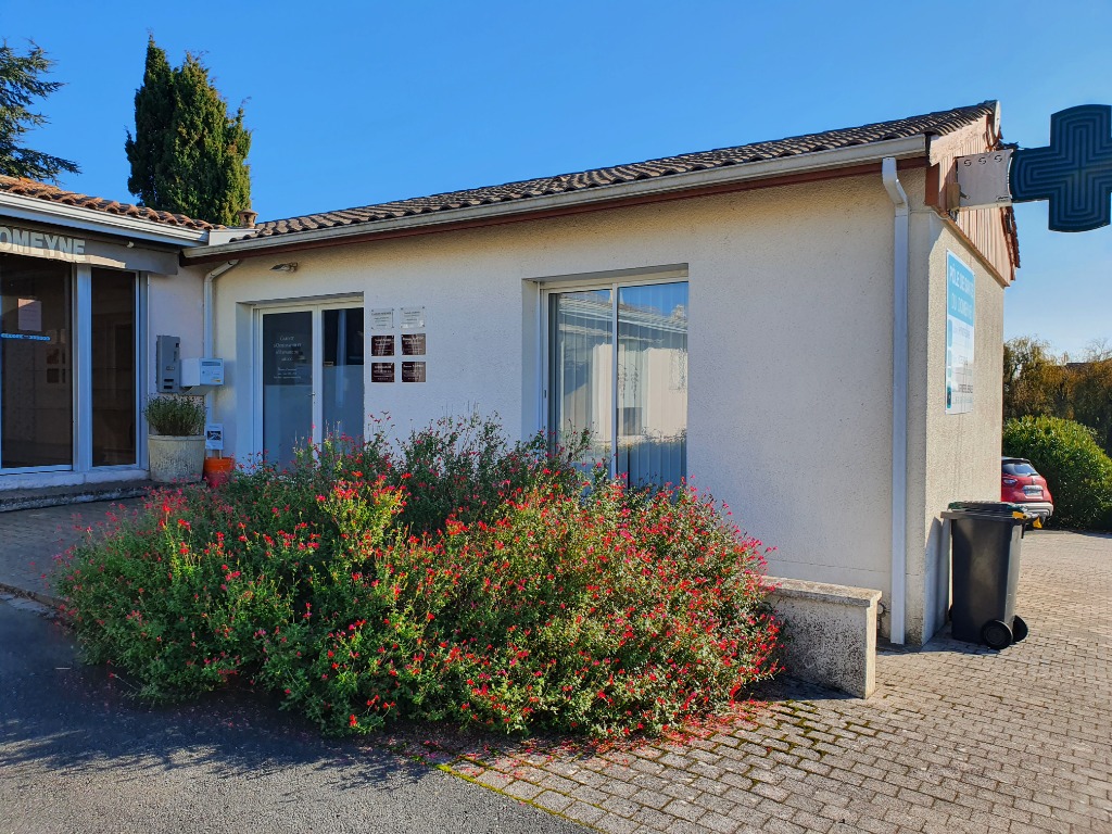 photo cabinet Cabinet d’ostéopathie de Saint Estèphe