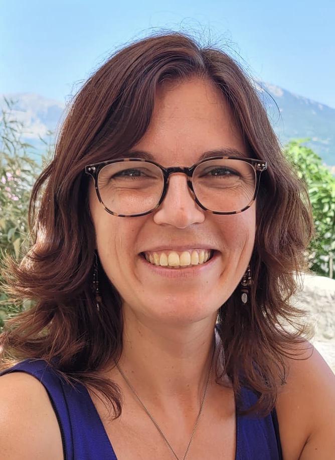 photo portrait Fannie HUGUES - Reiki / Lahochi