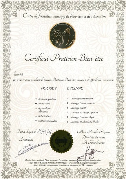 photo diplome Evelyne Pouget massage
