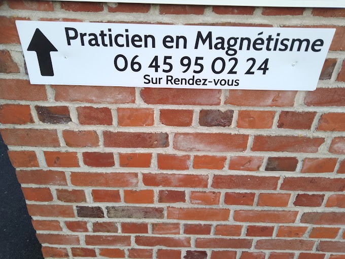 photo cabinet Mehdi Brahimi