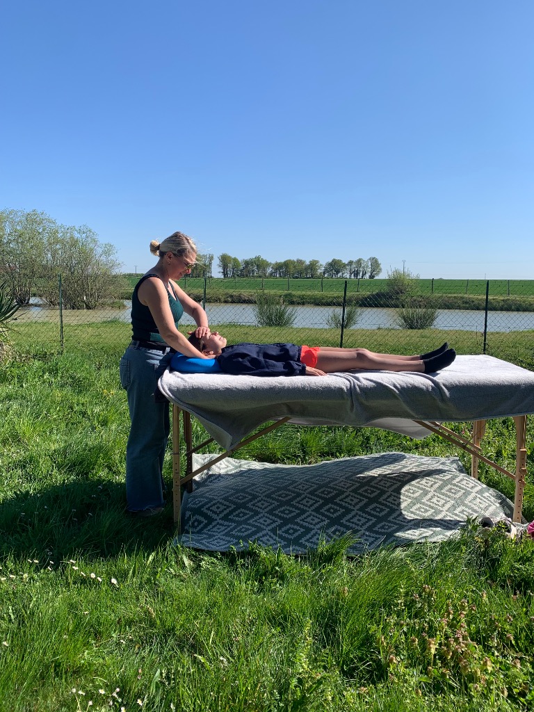 photo seance Petrow Lucie    -kinésiologue Certifiée--