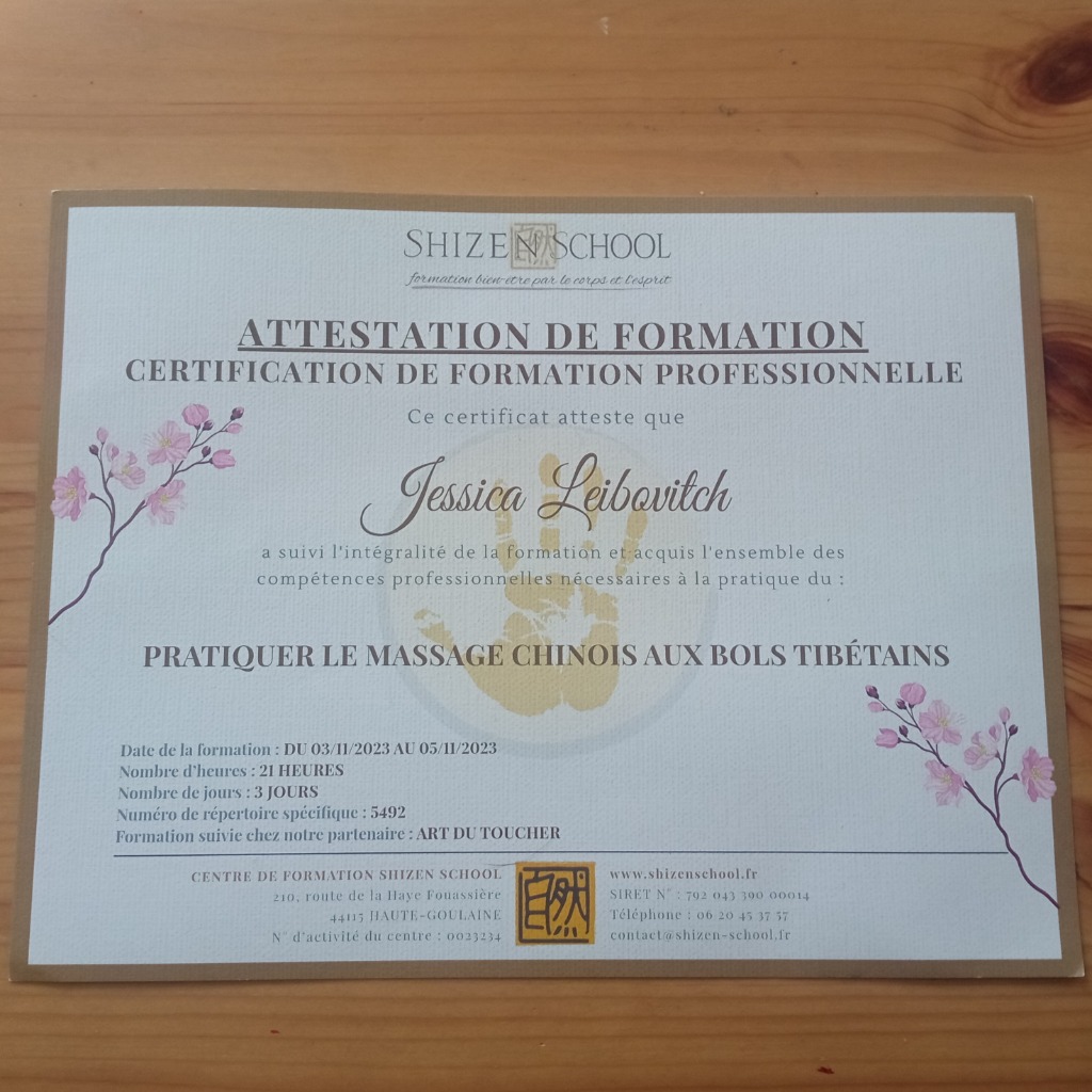 photo diplome Sens & Sons