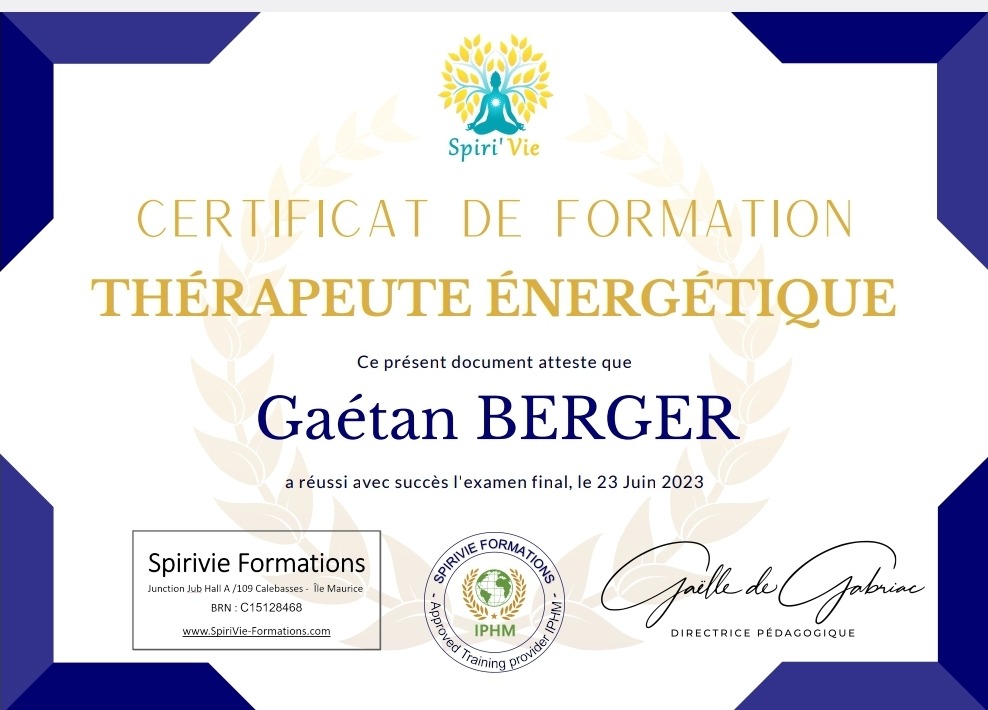 photo diplome Gaetan Berger thérapeute holistique