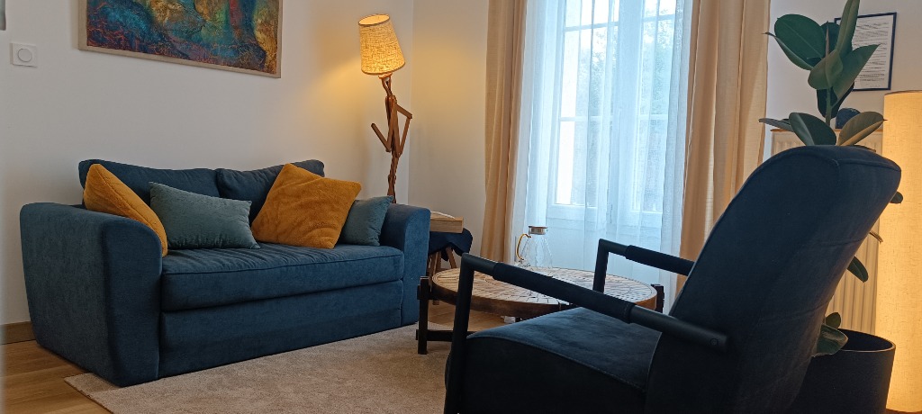 photo cabinet Mohand Mechenane