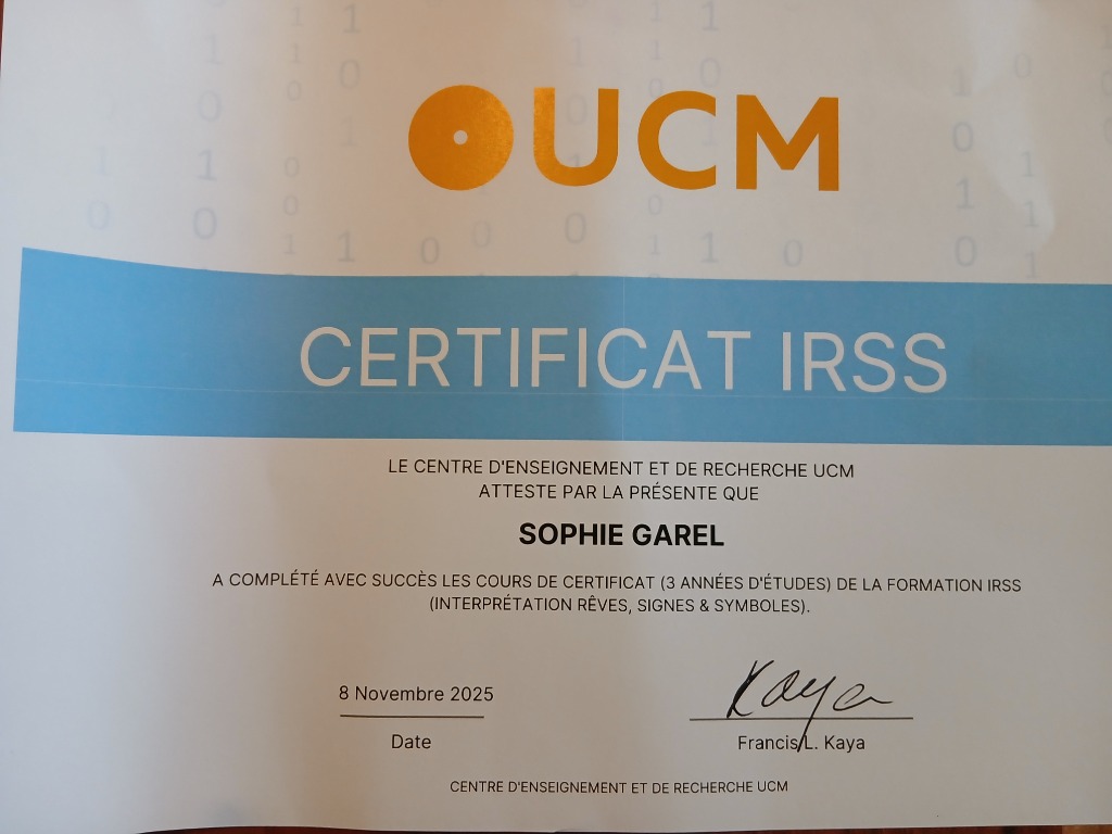 photo diplome Sophia Cœur de Gaïa