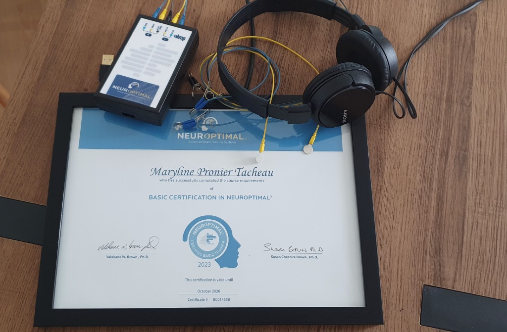 photo diplome Maryline Pronier Tacheau - Neurofeedback Argentan