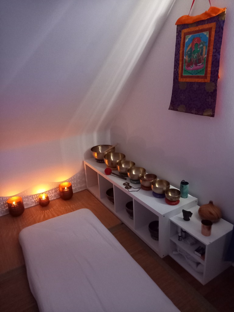 photo cabinet Shyama Tara Ayurveda