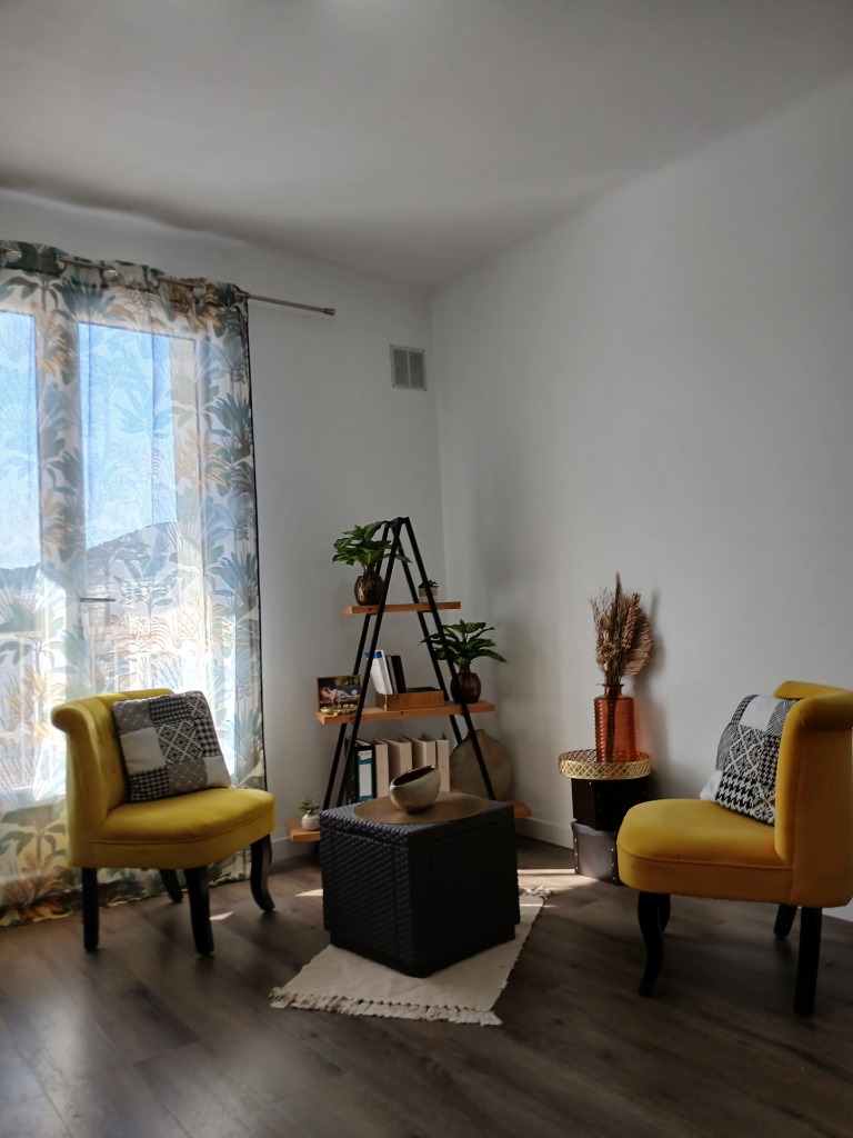 photo cabinet Souria ouanoughi