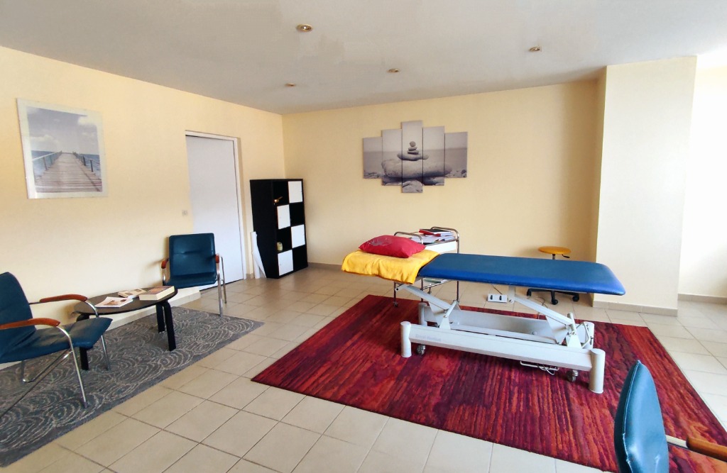 photo cabinet Camille Carretero