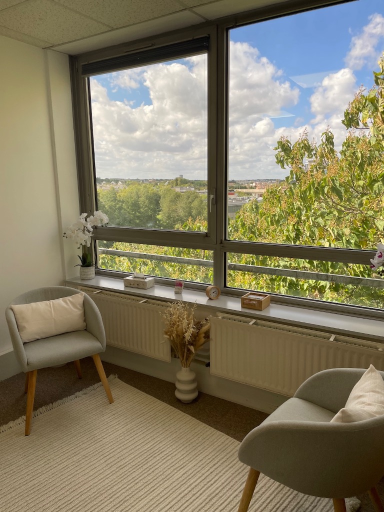 photo cabinet Nadira Douma