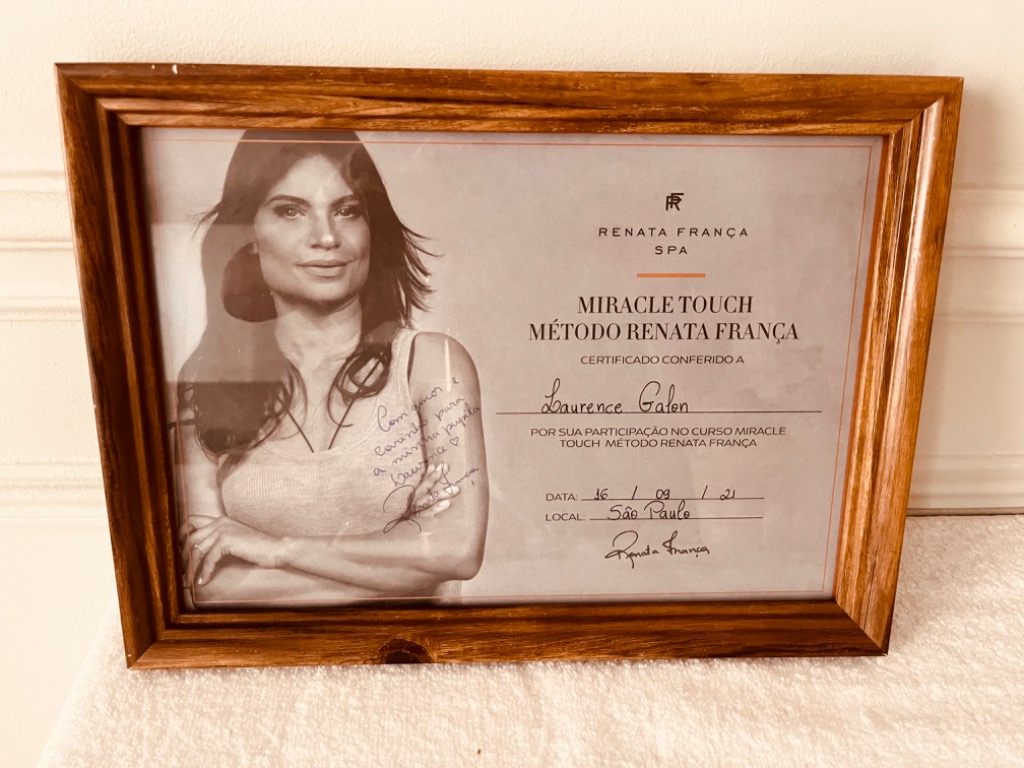 photo diplome Laure Hands