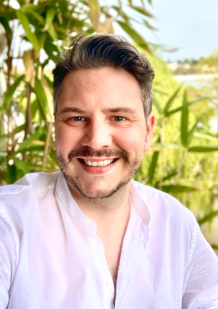 photo portrait Grégory Gerard Sonothérapie 