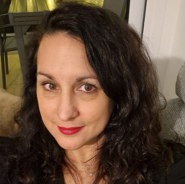 Mélanie Perrin Psychopraticienne et Sophrologue