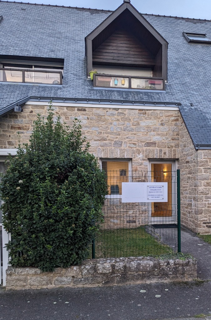 photo cabinet Clémence EVRARD