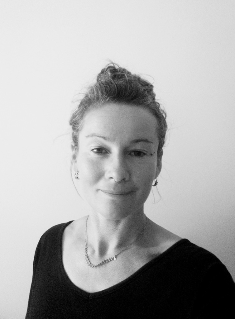 photo portrait Jeanne Sanson Sophrologue