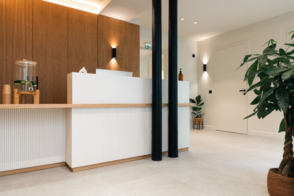 photo cabinet NATHALIE PAYA-CHARRON NATUROPATHE