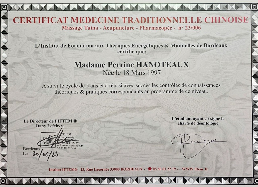 photo diplome Perrine HANOTEAUX