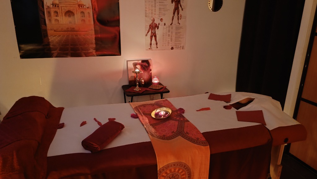 photo seance Cabinet Ayurvédique INDE’YURVEDA 