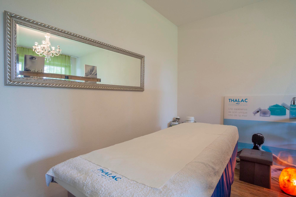 photo cabinet KAUR Satinder