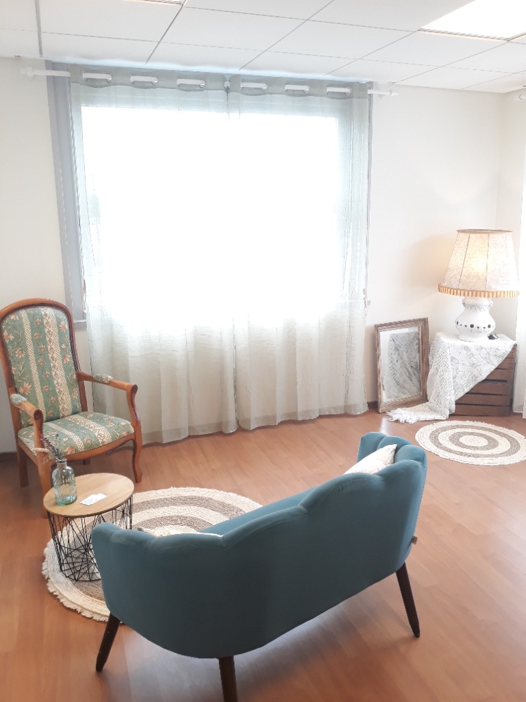 photo cabinet Marine Panzani Gestalt Thérapie