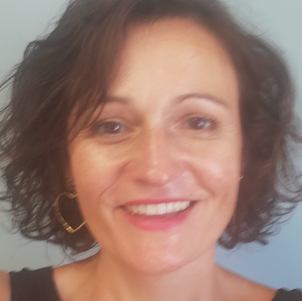 Charlotte Gy Prenez soin de vous...