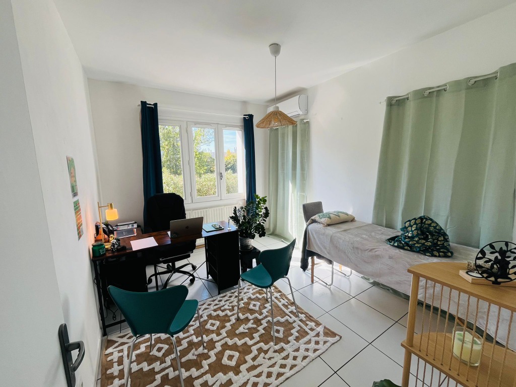 photo cabinet Carine Bidard