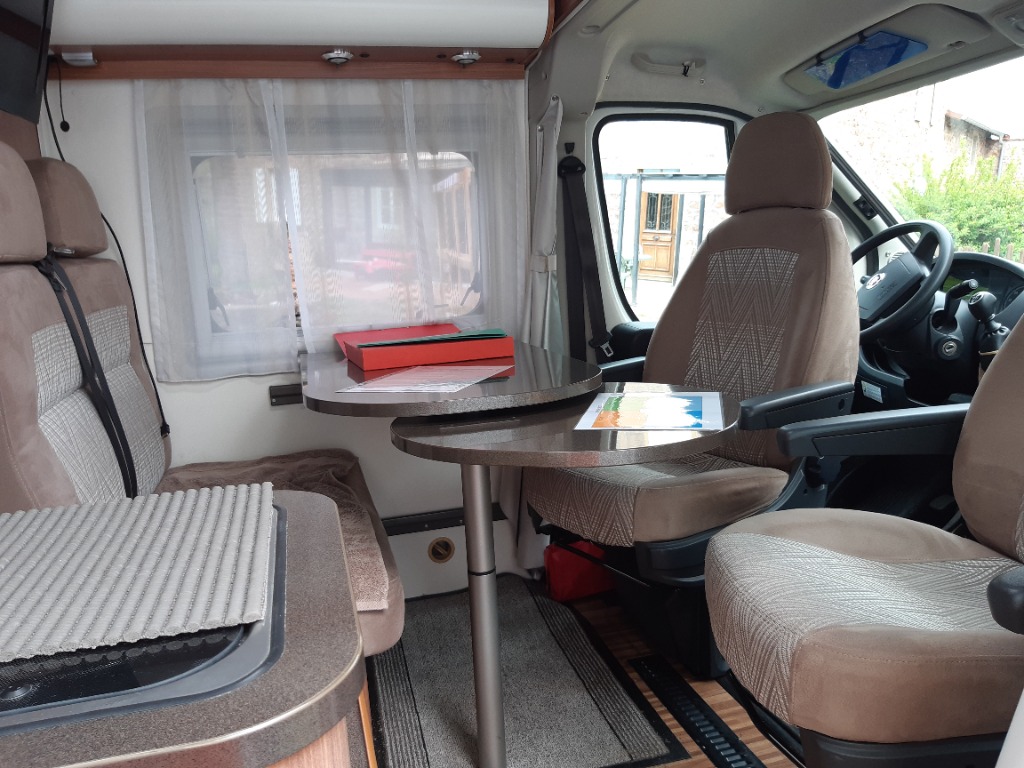 photo cabinet LINA AGUILAR