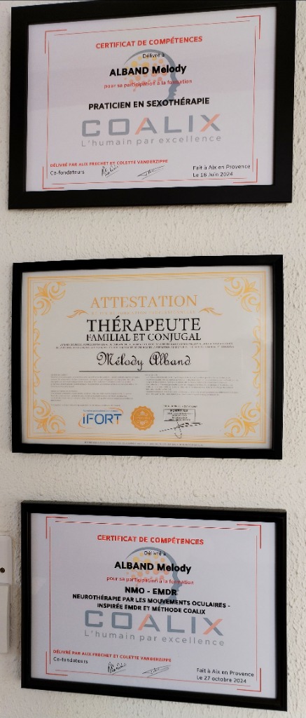 photo diplome Thérapie Soleil