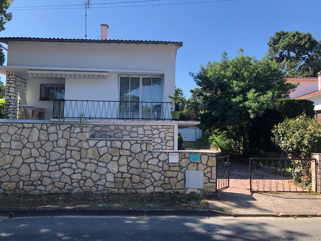 photo cabinet Laurence Hochart