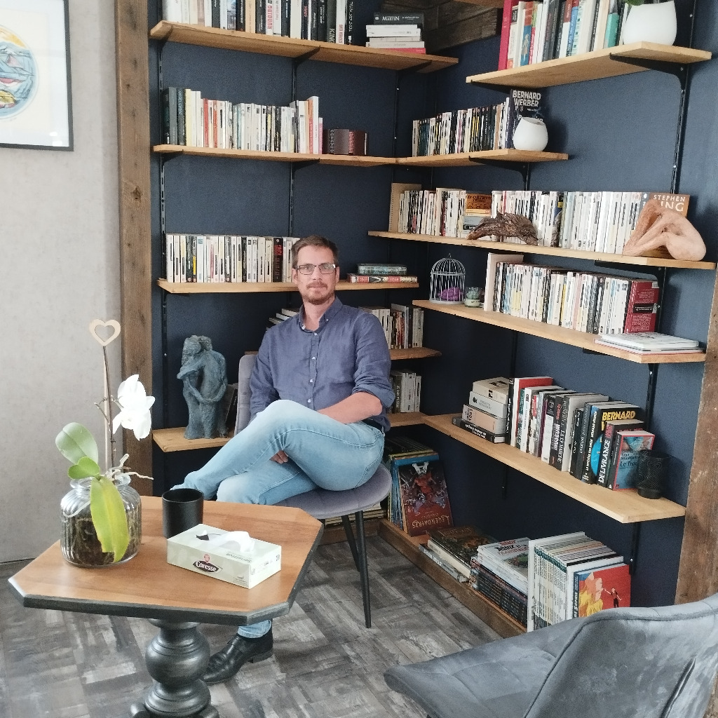 photo cabinet Arnaud BESSERO