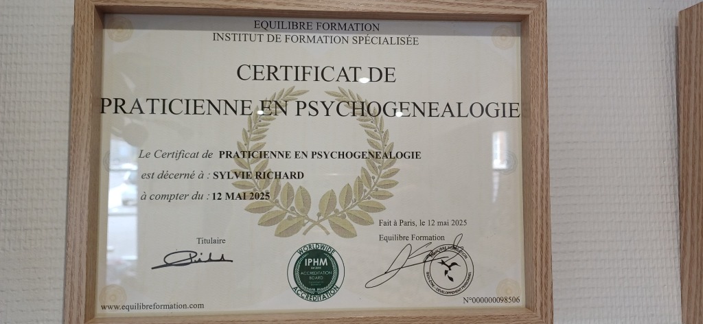 photo diplome Sylvie Richard - Nature Minérale & Sens