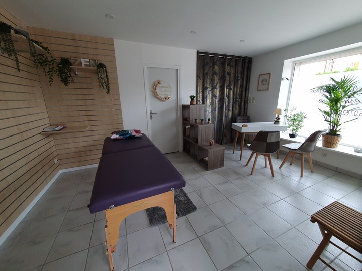 photo cabinet Emmanuelle Vuillen Kinésiologie