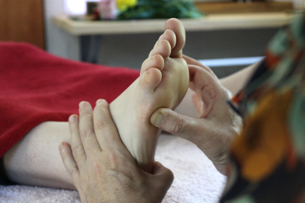 photo seance Nathalie Nespoulous Réflexologue 