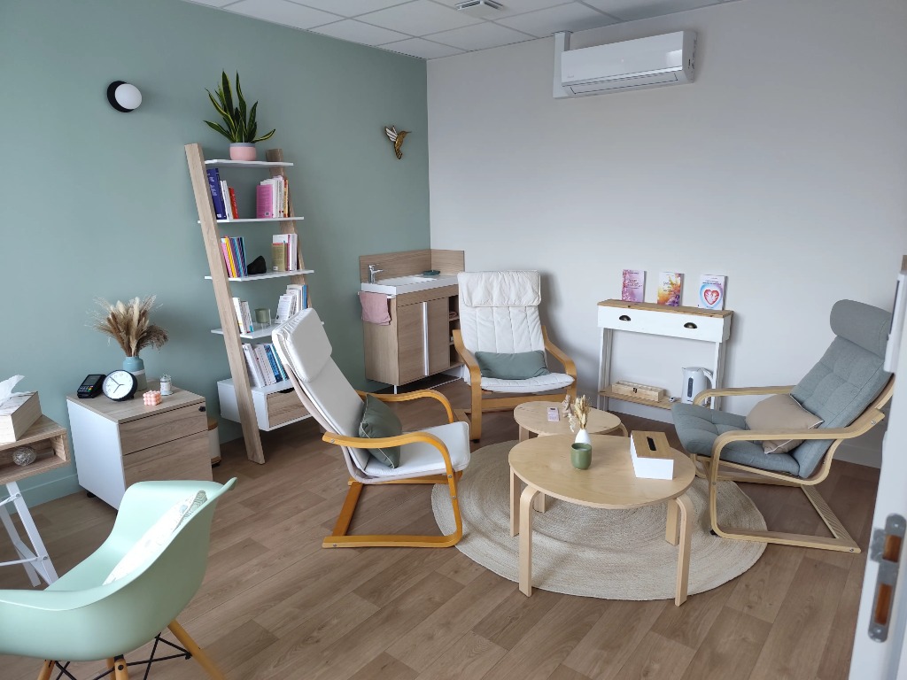 photo cabinet Meggane NAUDTS - VOYAGE EN MERES