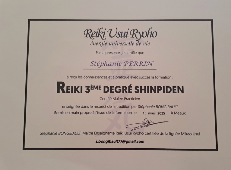 photo diplome PERRIN Stéphanie