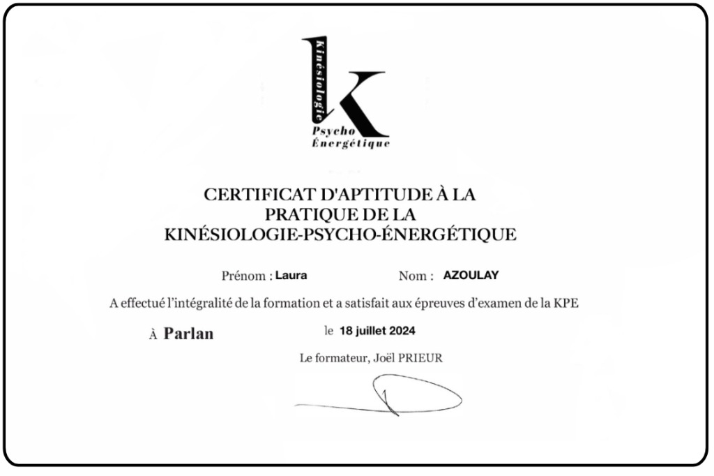 photo diplome Laura Azoulay