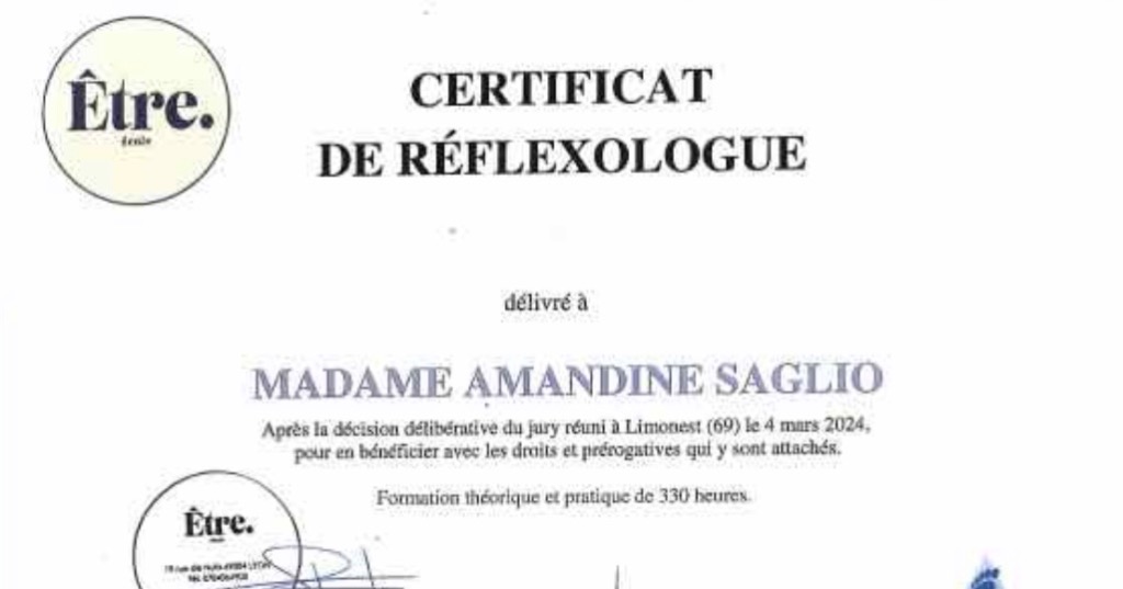 photo diplome Aux Pieds Des Remparts