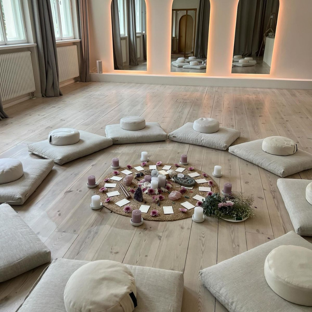 photo activite Émoi thérapies brèves - hypnose -EFT - Energetique